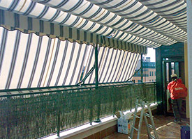 Instalación de pérgola pared - portería en Seseña.